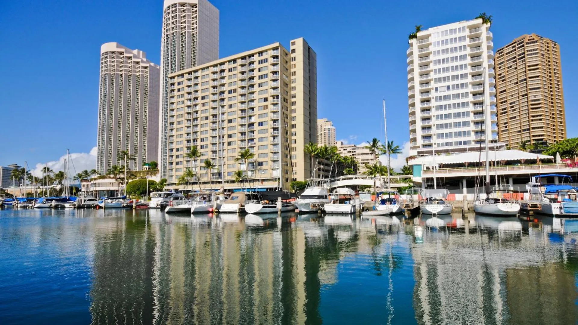 Ilikai Marina 1388 Apartment Honolulu